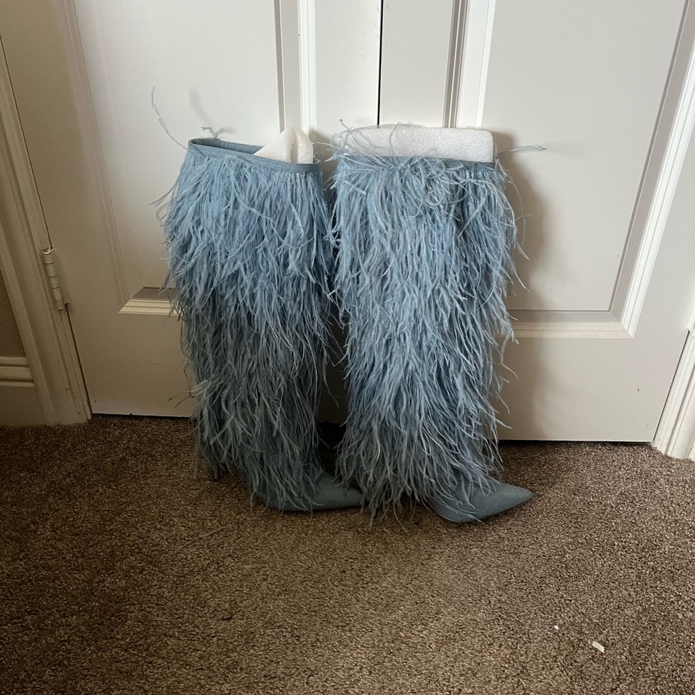 Steve Madden Light Blue Feathered Heeled Boots - Picture 2 of 5
